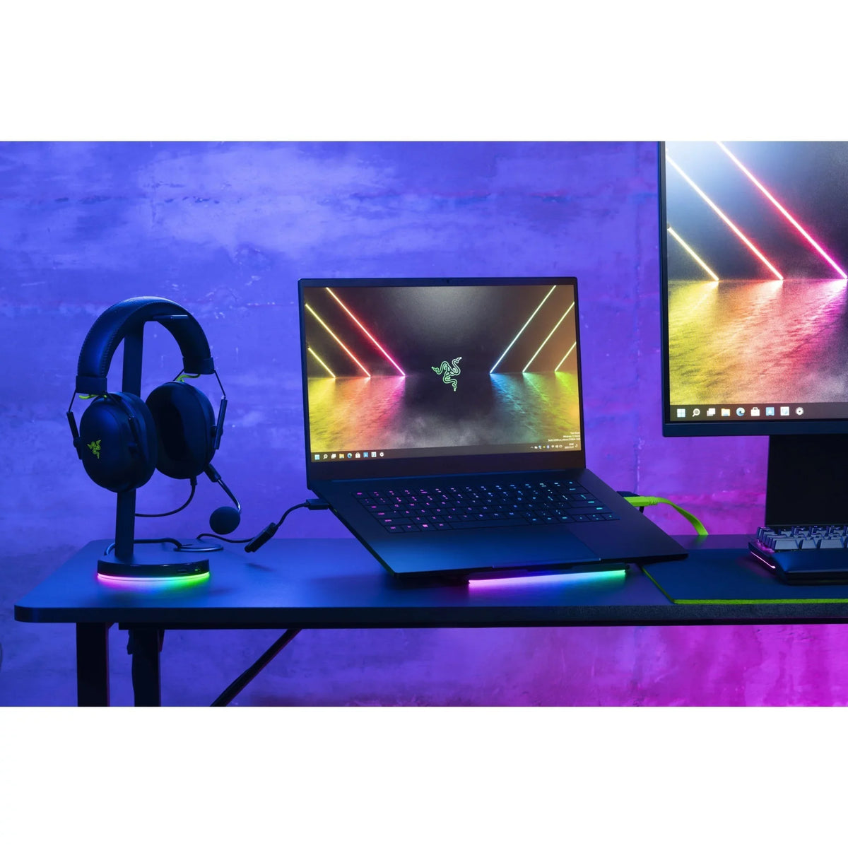 15 15.6" 4K UHD , i9 i9-12900H, NVIDIA GeForce RTX 3080 16 GB, 1TB SSD, 11