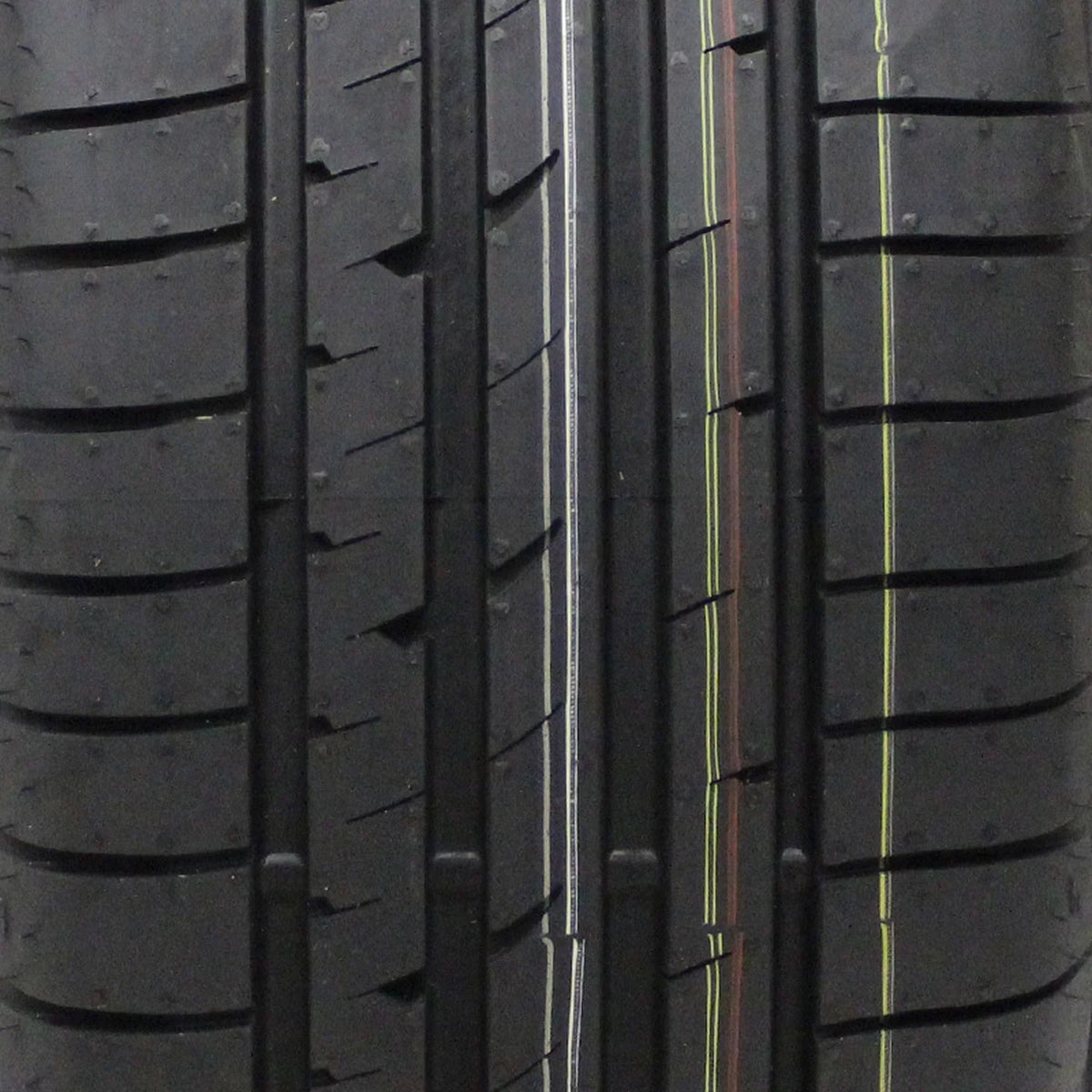 F1 2 ROF 255/35R19 92Y