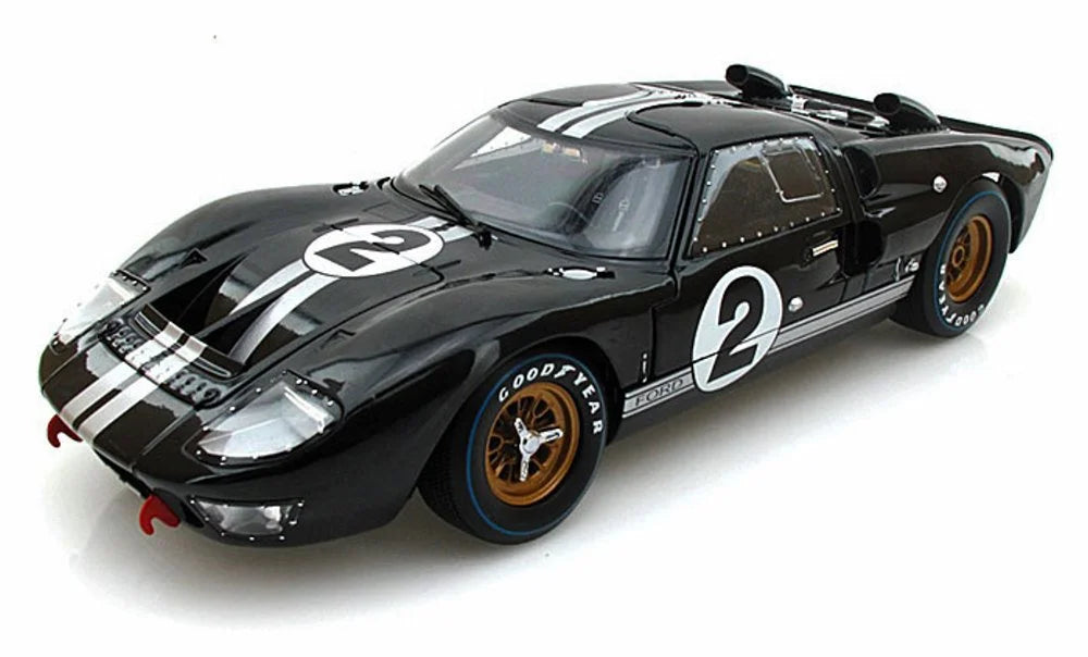 w/ - 1966 GT-40 MK II #2, w/ - SC408 - 1/18